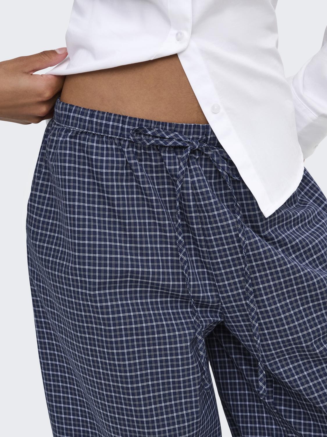 model_shot-detail